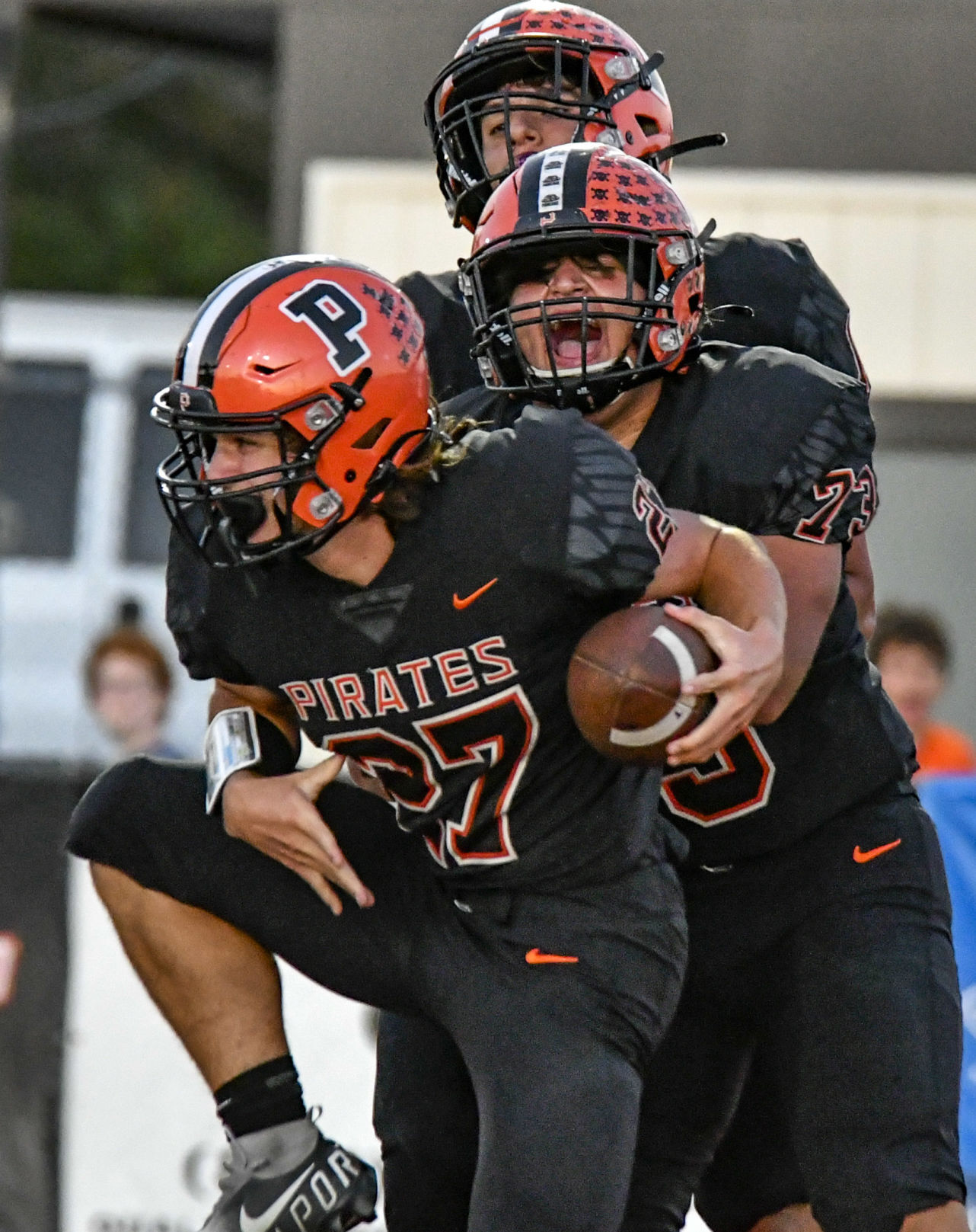 091021 SM SY football 07.JPG